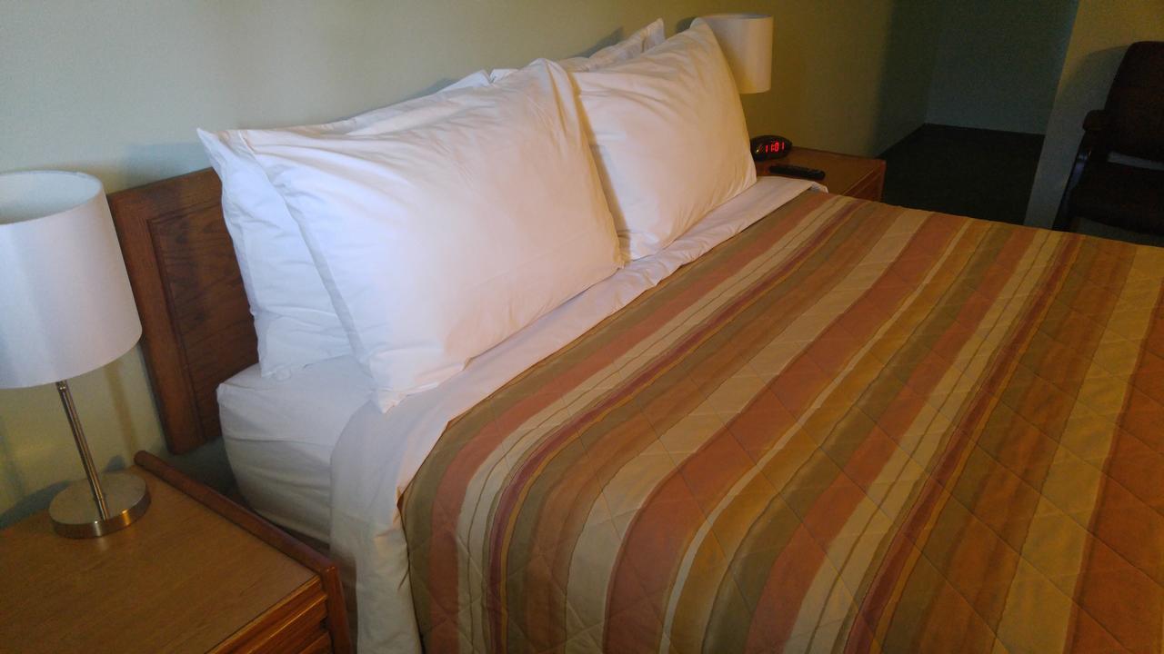 Robber'S Roost Motel New Hazelton Luaran gambar